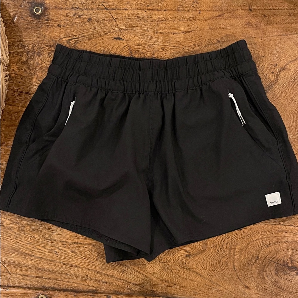 Vuori Black Women's Athletic Shorts with Elastic Waist